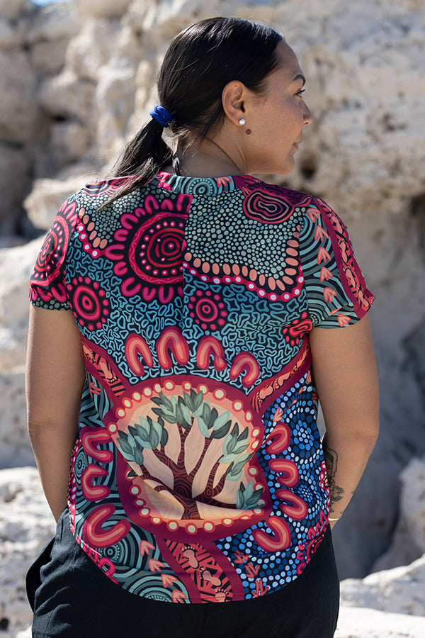 Wurung (Branches) V Neck Women's Short Sleeve Blouse