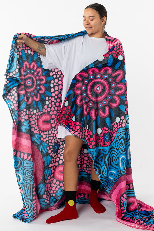 Badhiin Flannel Throw Blanket (150cm x 200cm)