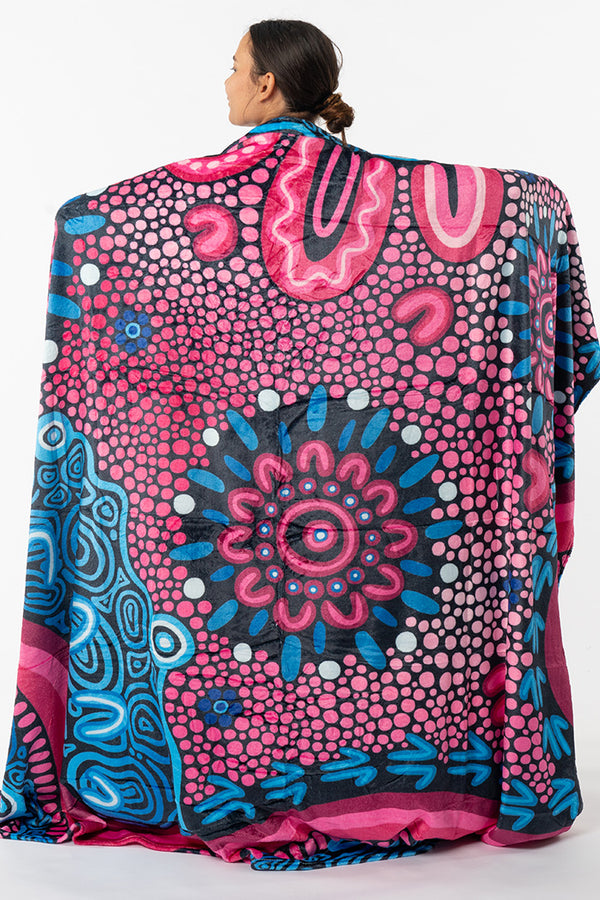 Badhiin Flannel Throw Blanket (150cm x 200cm)