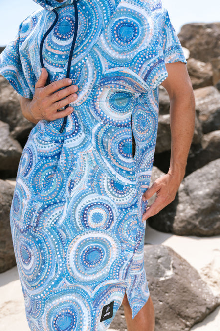 Nirrangi Beach Poncho