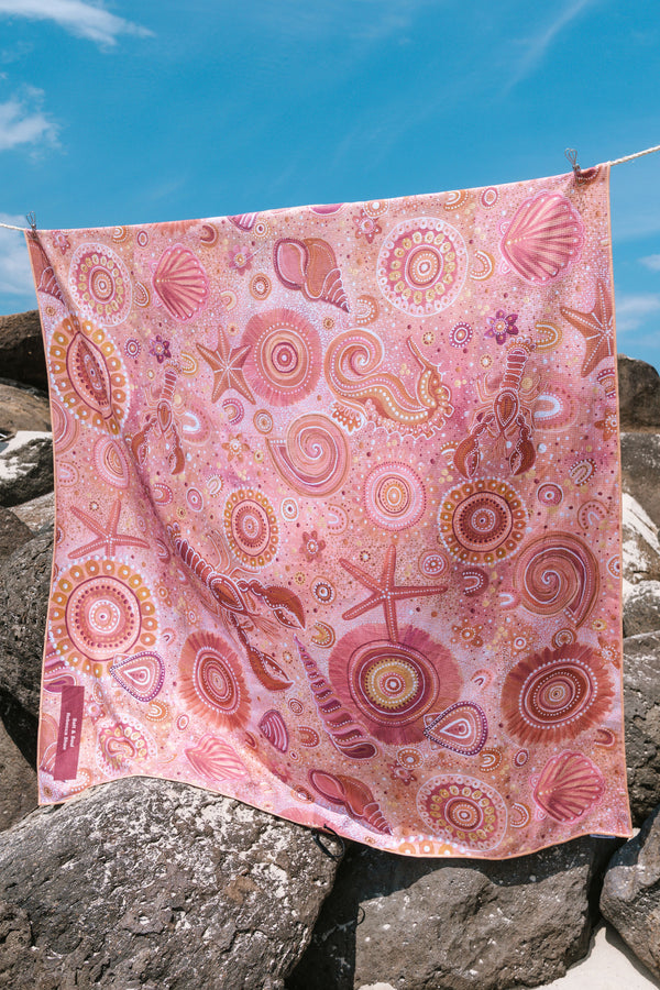 Salt & Soul Sand Free rPET Beach Towel (160x160cm)