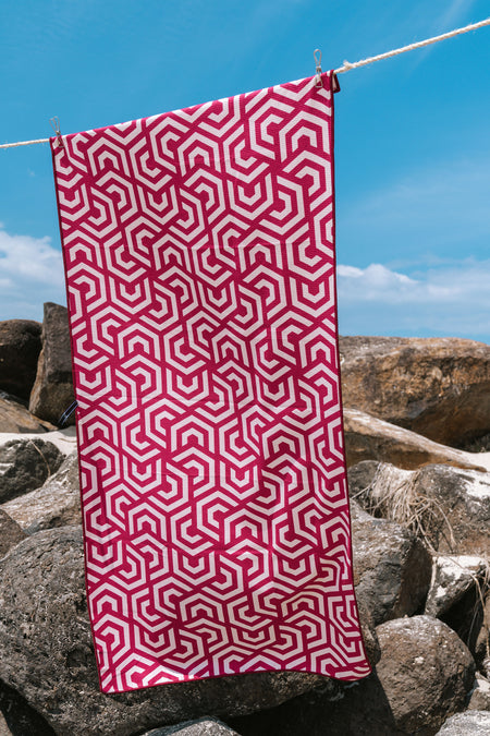 Djeran Sand Free rPET Beach Towel (80x160cm)