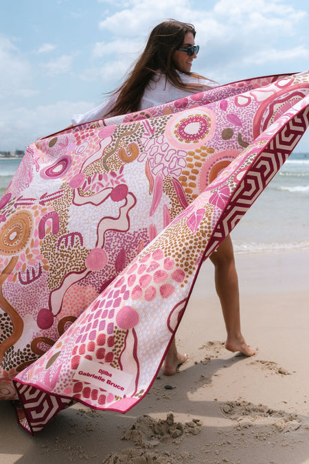 Djeran Sand Free rPET Beach Towel (160x160cm)