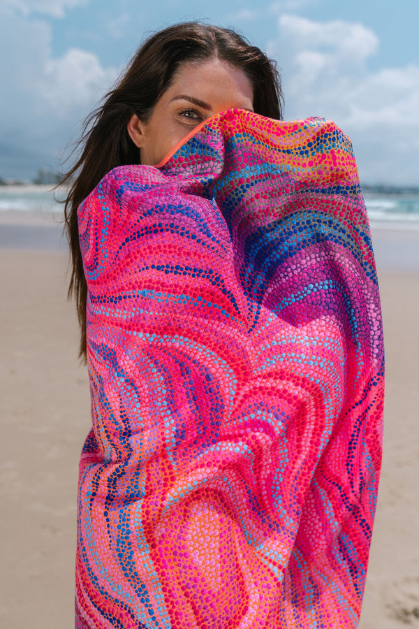 Gathering Tracks Sand Free rPET Beach Towel (80x160cm)