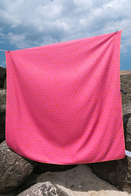 Gathering Tracks Sand Free rPET Beach Towel (160x160cm)