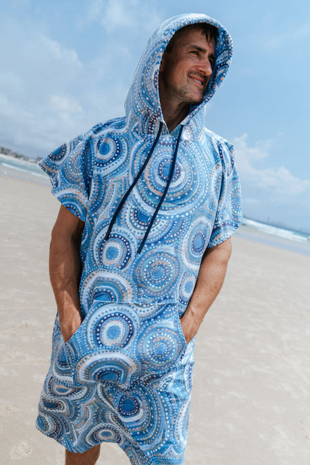 Nirrangi Beach Poncho