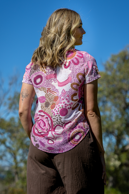 Djeran V Neck Women's Short Sleeve Blouse