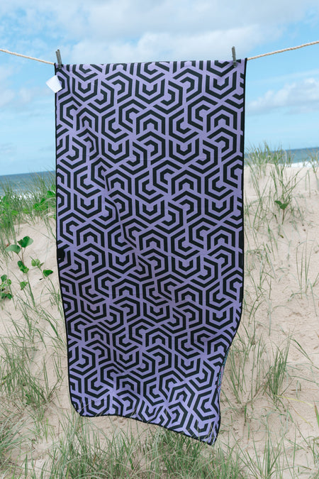 Makuru Sand Free rPET Beach Towel (80x160cm)