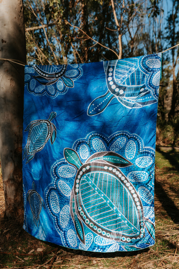 Ocean Turtles Outdoor Puff Blanket