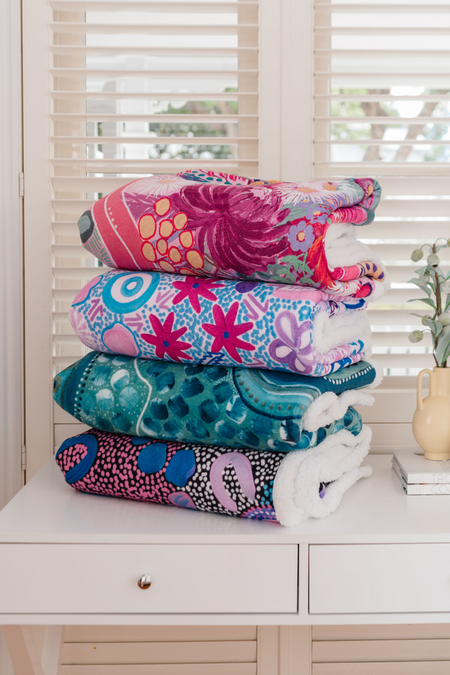 Flowers Along The River Sherpa Throw Blanket (150cm x 200cm)