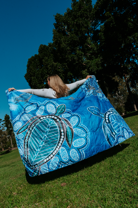 Ocean Turtles Outdoor Puff Blanket