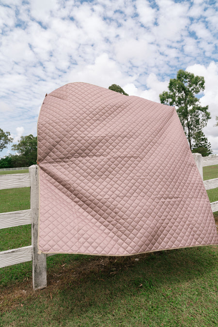 Connections XL Sand Free Premium Quilted Picnic Rug (200cm x 200cm)
