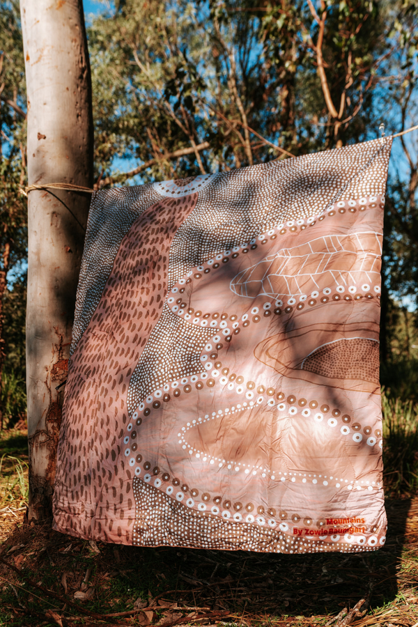 Mountains Outdoor Puff Blanket