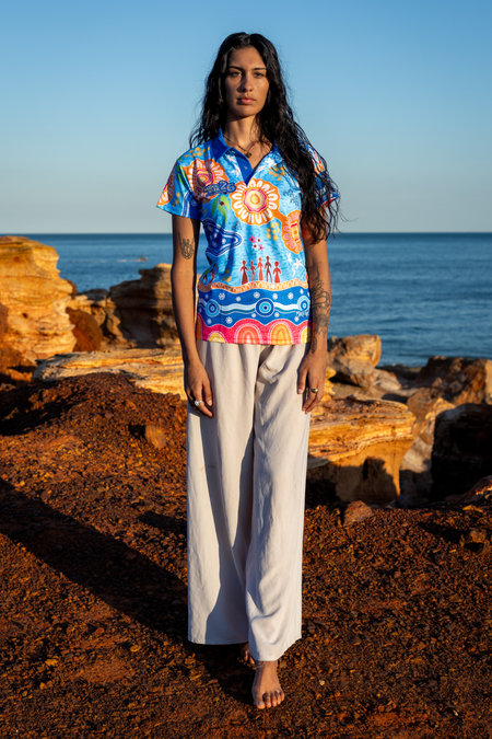 (Bulk) Built On Strong Shoulders NAIDOC 2026 Women's Fitted Polo Shirt