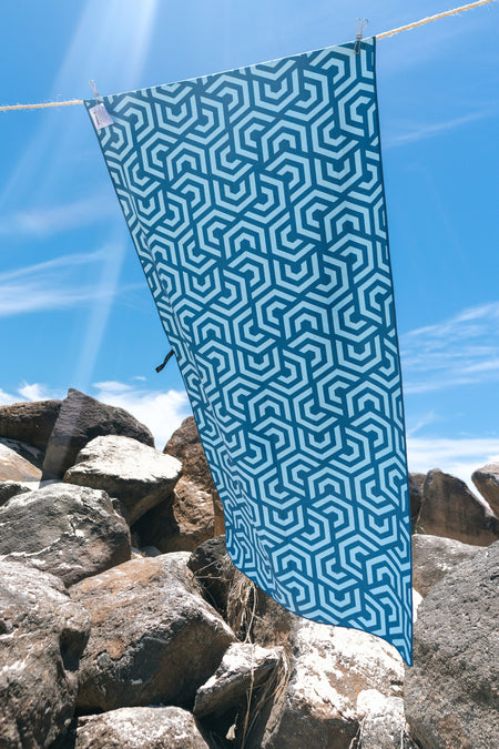 Nirrangi Sand Free rPET Beach Towel (80x160cm)