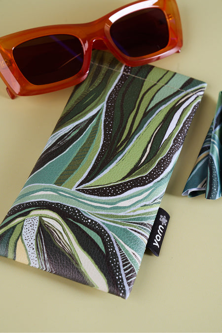Forty Mile Scrub Glasses Case (w/ Cleaning Cloth)