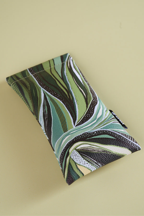 Forty Mile Scrub Glasses Case (w/ Cleaning Cloth)