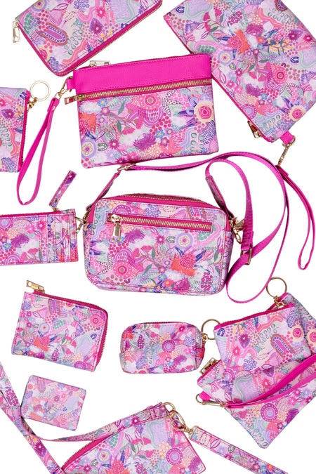Flowers Along The River Toiletry Set