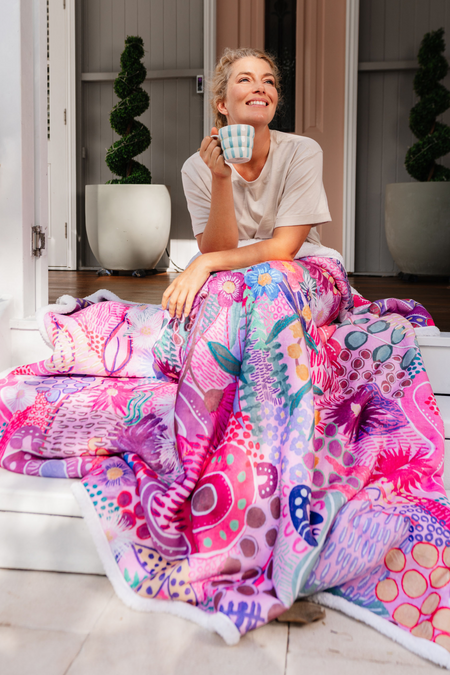 Flowers Along The River Sherpa Throw Blanket (150cm x 200cm)