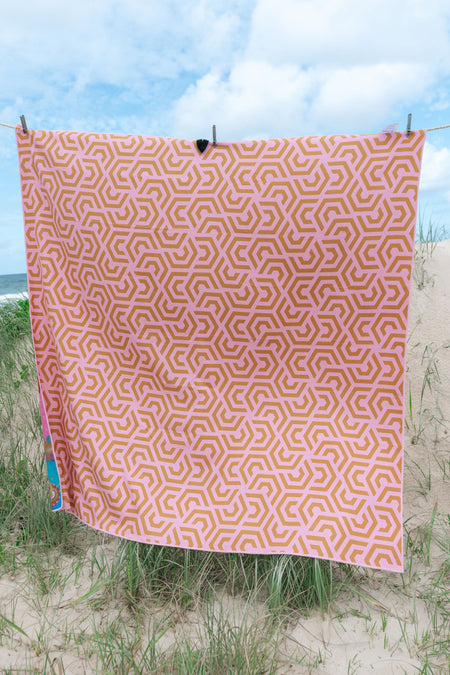 Flourish Sand Free rPET Beach Towel (160cmx160cm)