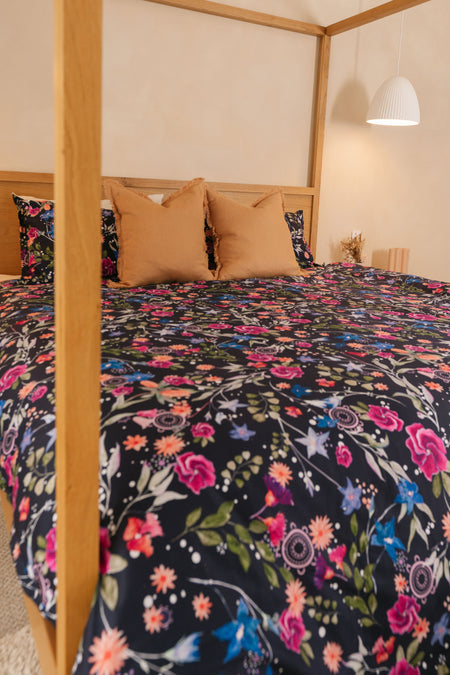 Midnight Bouquet 100% Cotton Quilt Cover Set