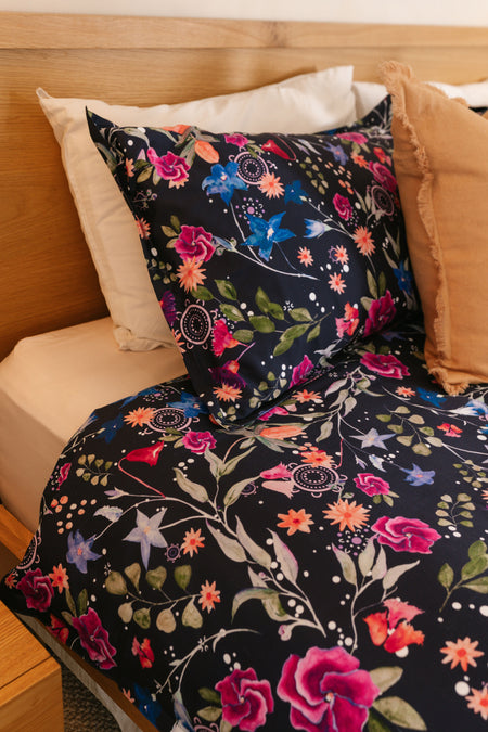 Midnight Bouquet 100% Cotton Quilt Cover Set