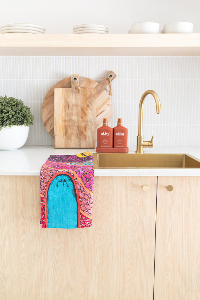 Interconnected Rectangle Linen Tea Towel