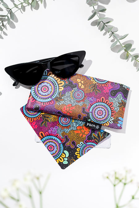 Celebration Glasses Case (w/ Cleaning Cloth)