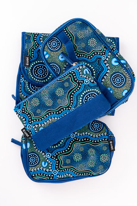 Wumbi Canvas Toiletry Bag