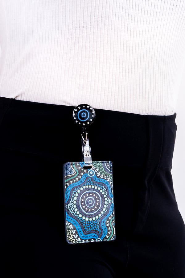 Wumbi Lanyard & Retractable Card Holder with Clip