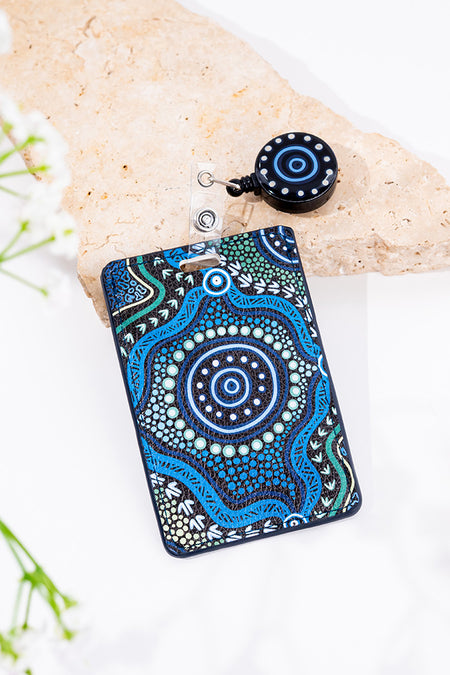 Wumbi Retractable Card Holder with Clip