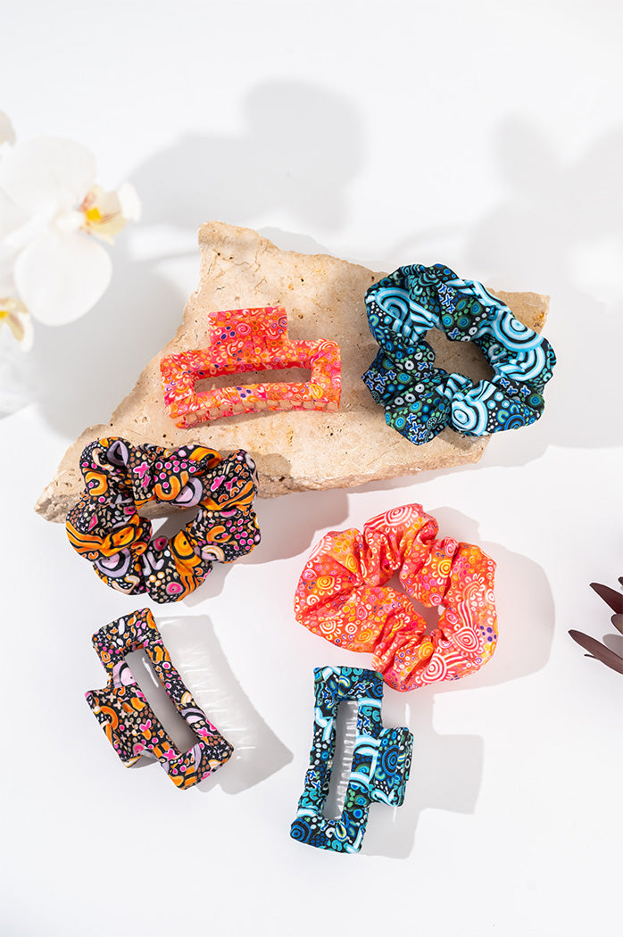 Ngayt Poonan Scrunchie & Square Claw Clip