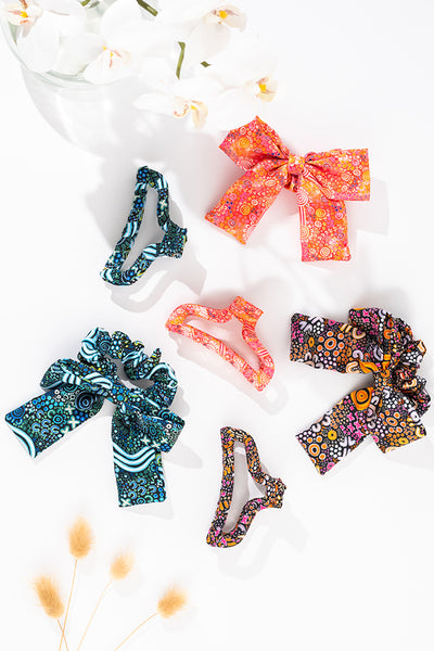 Hopkins River Bow Scrunchie & Curved Claw Clip