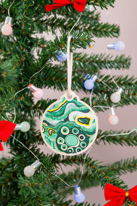 Merindah-Gunya Wooden Christmas Ornaments (4 Pack)