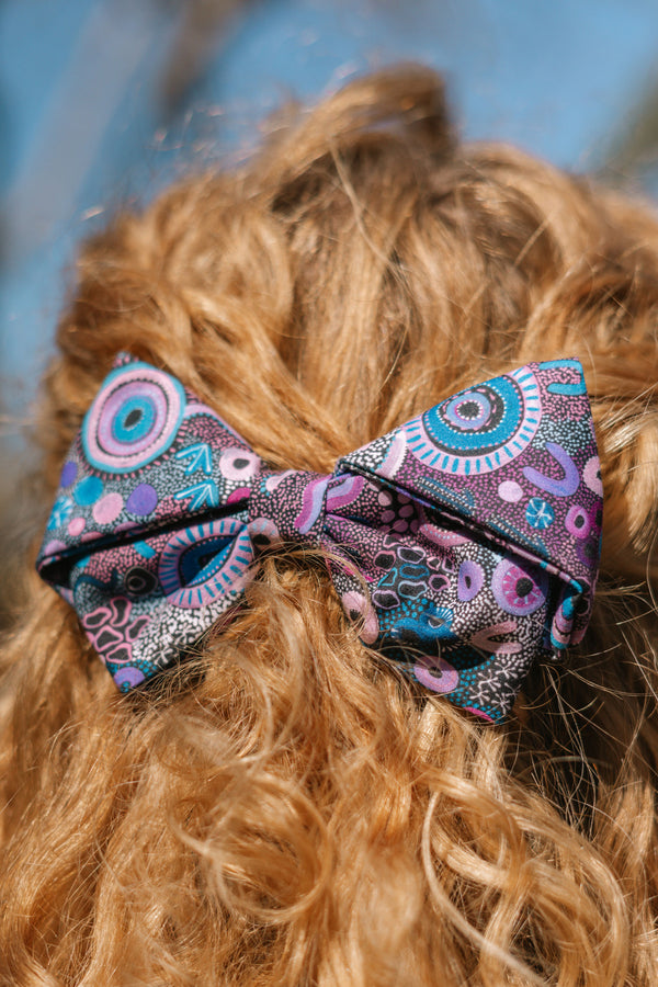 Makuru Tail Bow Hair Clip