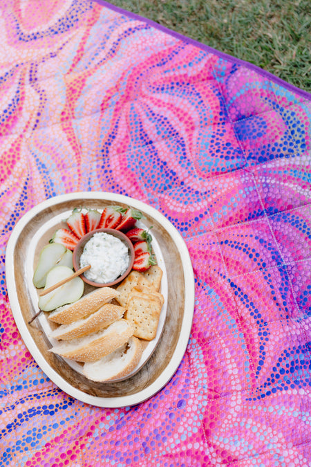 Gathering Tracks Sand Free Premium Quilted Picnic Rug (150cm x 200cm)