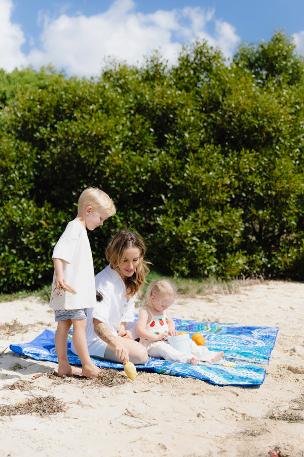 Across The Land Sand Free Premium Quilted Picnic Rug (150cm x 200cm)