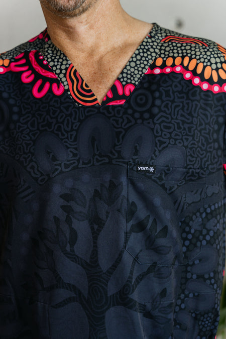 Wurung (Branches) Essence Unisex Three Pocket Scrub Top