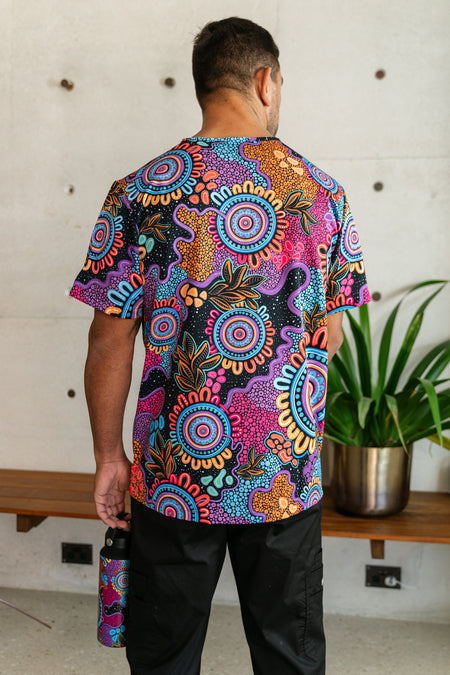 Celebration Unisex Three Pocket Scrub Top