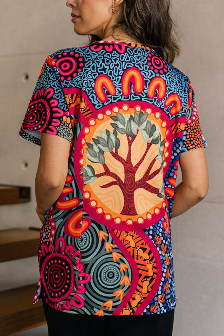 Wurung (Branches) Women's Three Pocket Scrub Top