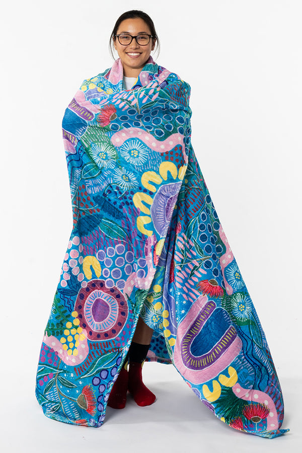 A Chapter Closing Flannel Throw Blanket (150cm x 200cm)