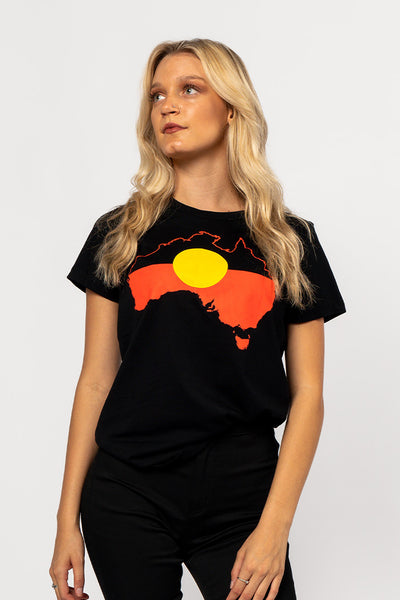 "Raise the Flag" Aboriginal Flag (Australia) Black Cotton Crew Neck Womens T-Shirt